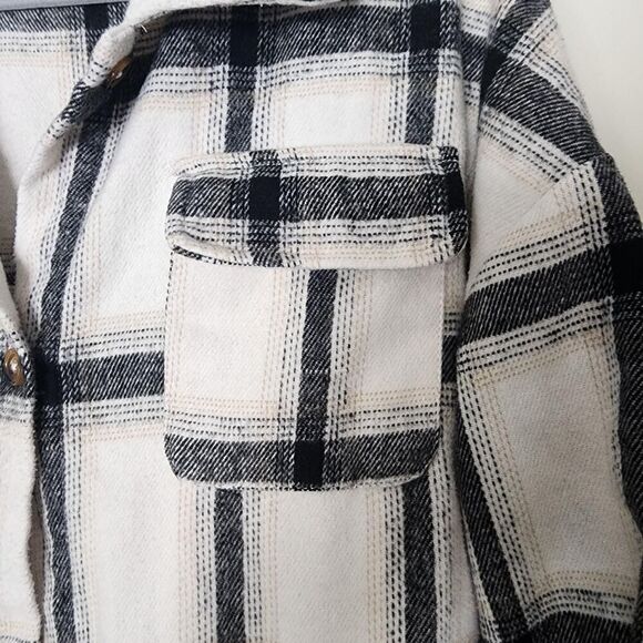 Francesca-s Women's Black and White Cardigan - Picture 3 of 7